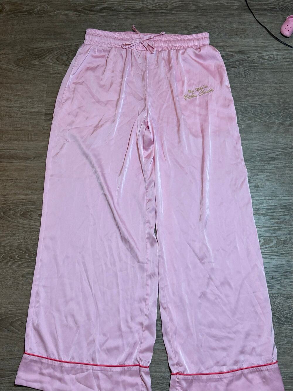 Taylor Swift Lover You Need To Calm Down Pajama Pants Pink Satin Sz M Official